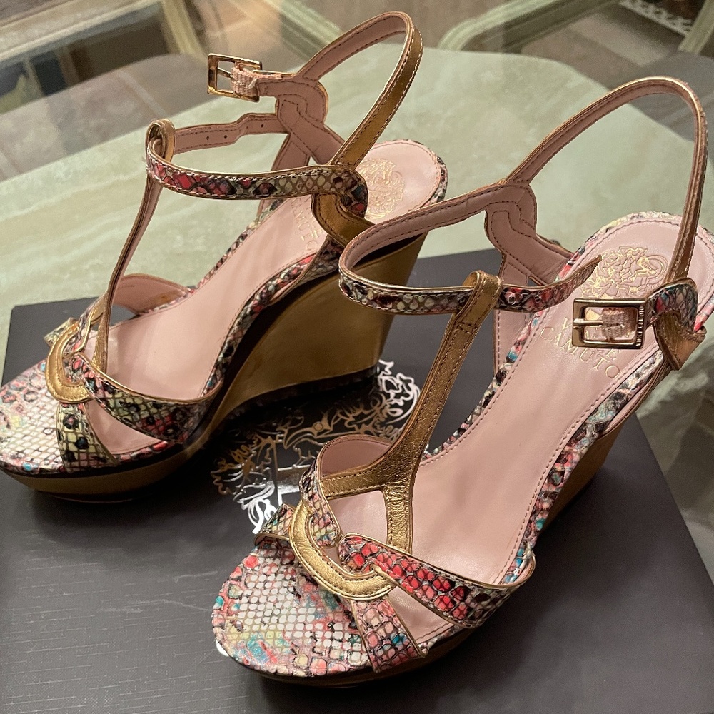 Vince Camuto Casidy Wedge Sandal Python 6.5